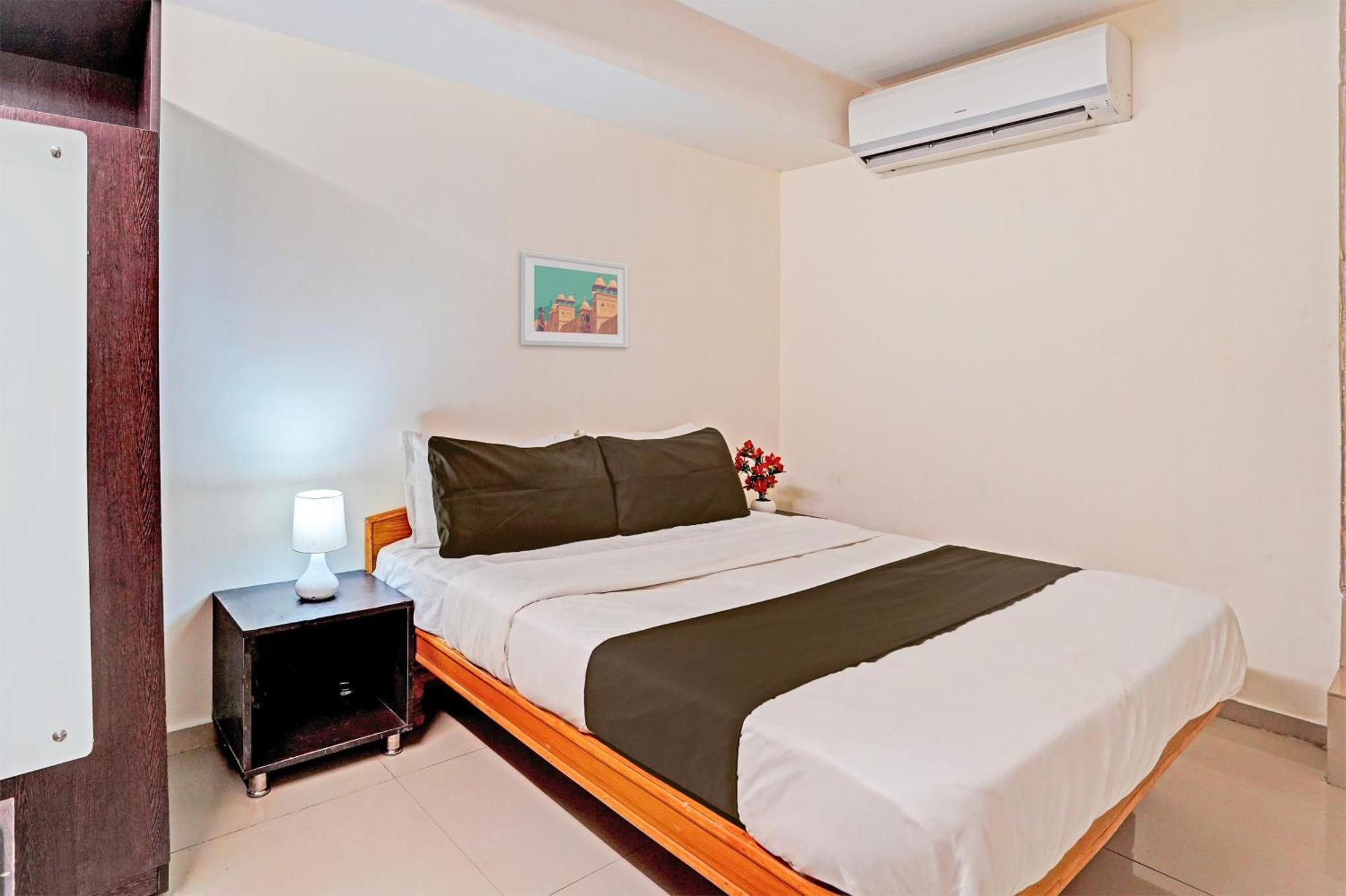 Hotel O Himalaya Inn Ahmedabad Extérieur photo