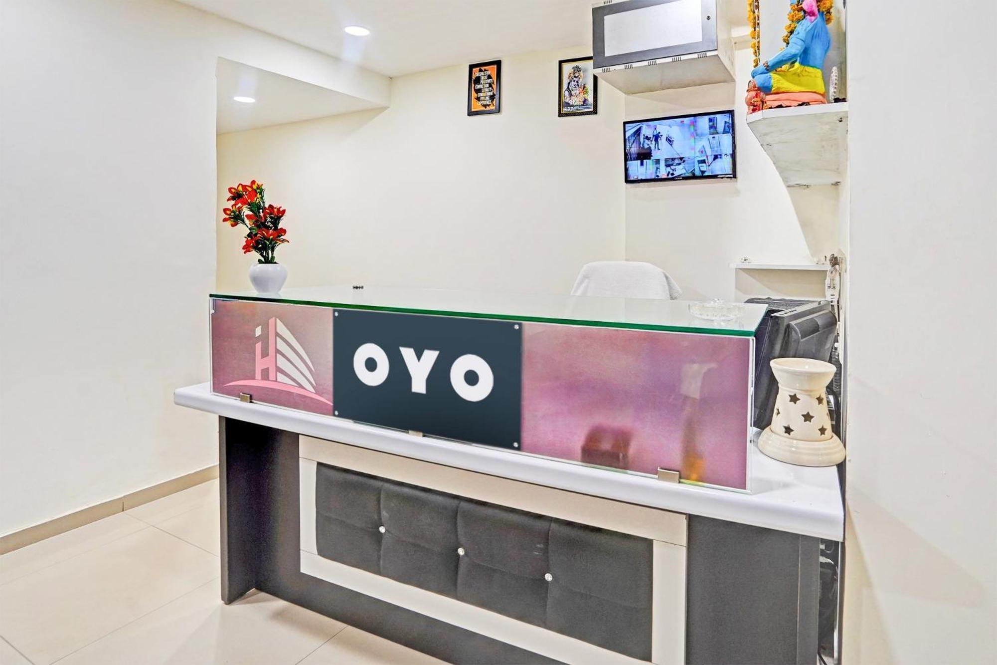 Hotel O Himalaya Inn Ahmedabad Extérieur photo